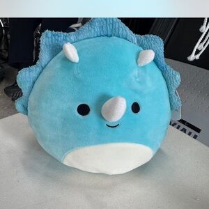 SQUISHMALLOWS • STUFFED ANIMALS